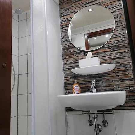 Ferienwohnung Resit 4